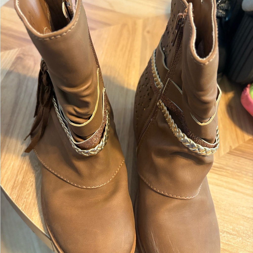 Brown Ankle Boots with Braided Detail